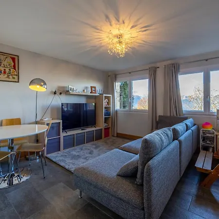 Serviced Chalet Grand Loup - Spa, Great Views 木屋