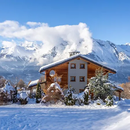 Serviced Chalet Grand Loup - Spa, Great Views Horská chata Nendaz